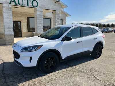 2021 Ford Escape, $13995. Photo 3