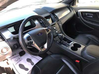 2018 Ford Taurus, $15995. Photo 7
