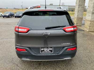 2015 Jeep Cherokee, $12495. Photo 6