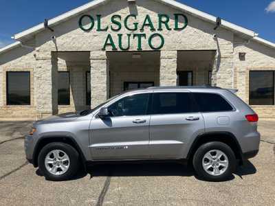 2017 Jeep Grand Cherokee, $17295. Photo 10