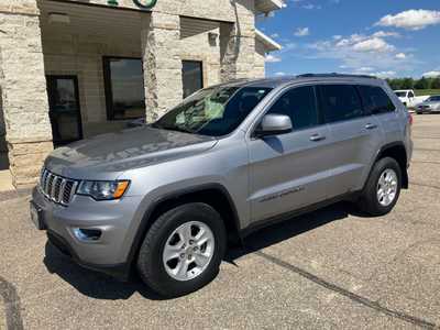 2017 Jeep Grand Cherokee, $17295. Photo 3