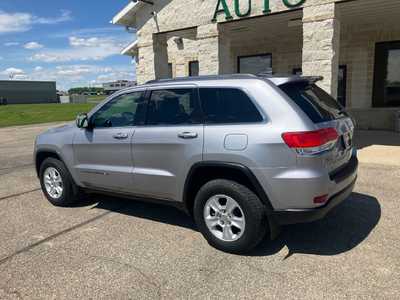 2017 Jeep Grand Cherokee, $17295. Photo 4