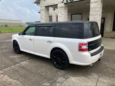 2016 Ford Flex, $11295. Photo 4