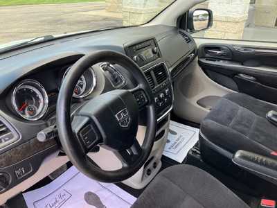 2014 Dodge Caravan, Grand, $7995. Photo 7