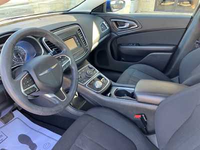 2015 Chrysler 200, $9795. Photo 7