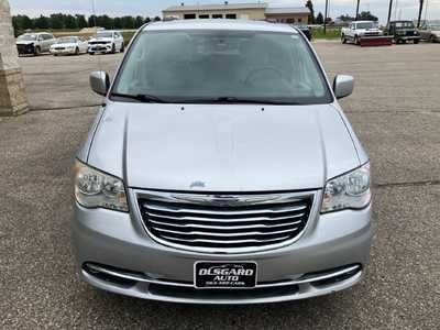 2011 Chrysler Town & Country, $3395. Photo 5