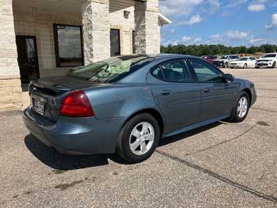 2006 Pontiac Grand Prix, $6795. Photo 2