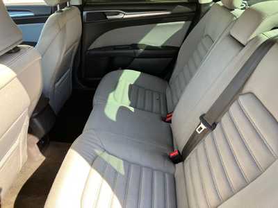 2015 Ford Fusion, $7995. Photo 8