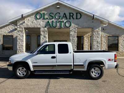 2000 Chevrolet 1500 Ext Cab, $8995. Photo 10