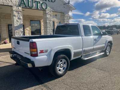 2000 Chevrolet 1500 Ext Cab, $8995. Photo 2
