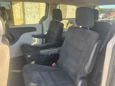 2016 Dodge Caravan, Grand, $6995. Photo 8