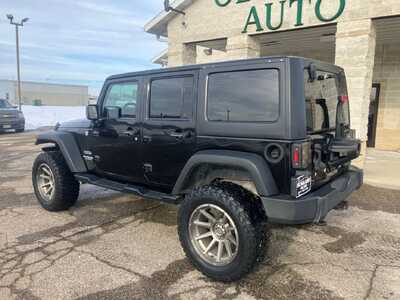 2012 Jeep Wrangler, $14995. Photo 4