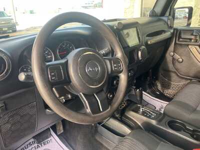 2012 Jeep Wrangler, $14995. Photo 7