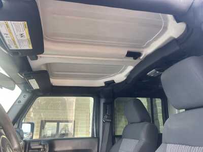 2012 Jeep Wrangler, $14995. Photo 8