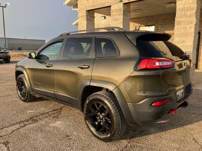 2014 Jeep Cherokee, $10595. Photo 4