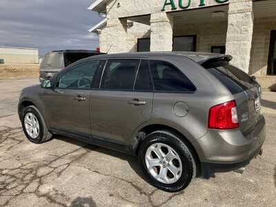 2014 Ford Edge, $9395. Photo 4