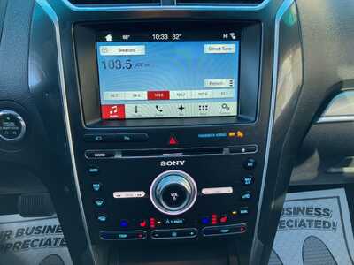 2017 Ford Explorer, $14995. Photo 8