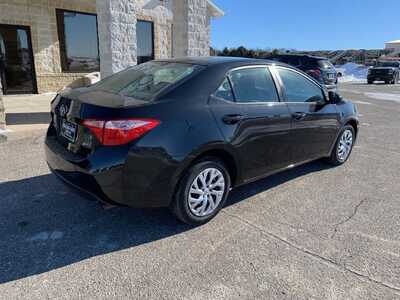 2019 Toyota Corolla, $9295. Photo 3