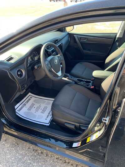 2019 Toyota Corolla, $9295. Photo 8