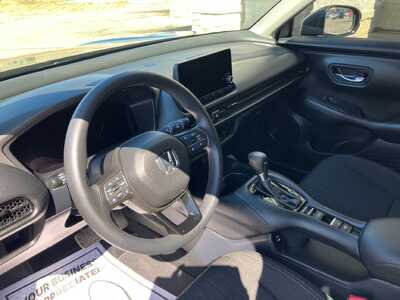 2024 Honda HR-V, $26595. Photo 7
