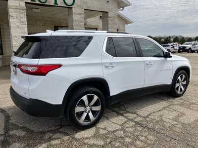 2018 Chevrolet Traverse, $14395. Photo 2