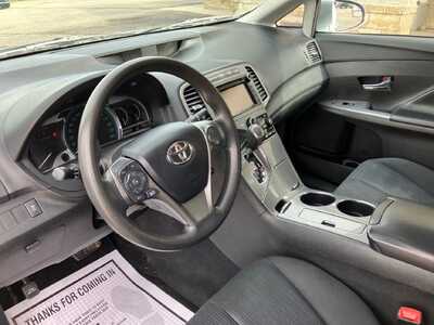 2013 Toyota Venza, $10395. Photo 7