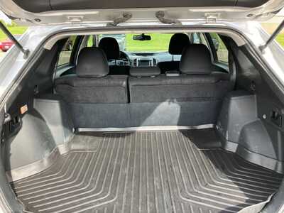 2013 Toyota Venza, $10395. Photo 9