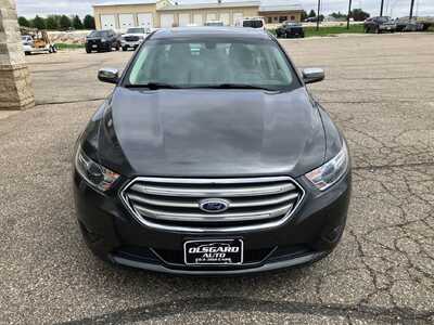 2015 Ford Taurus, $10995. Photo 5