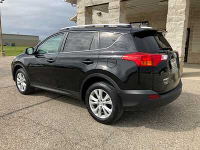 2015 Toyota RAV4, $13695. Photo 4