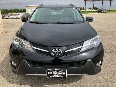 2015 Toyota RAV4, $13695. Photo 5