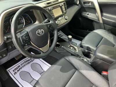 2015 Toyota RAV4, $13695. Photo 7