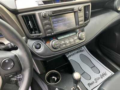 2015 Toyota RAV4, $13695. Photo 8
