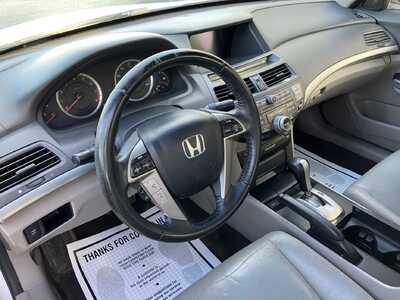 2010 Honda Accord, $7495. Photo 7