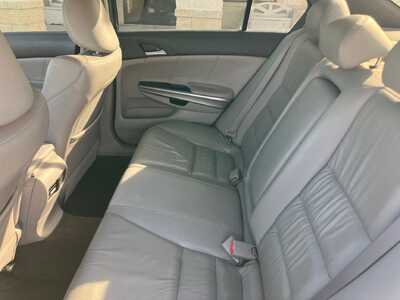 2010 Honda Accord, $7495. Photo 9