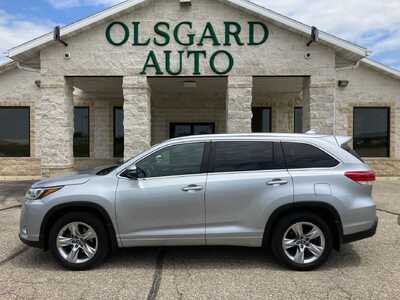 2018 Toyota Highlander, $20995. Photo 12