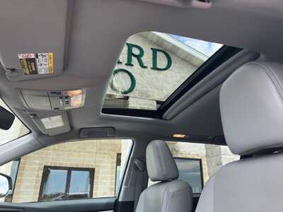 2018 Toyota Highlander, $20995. Photo 8