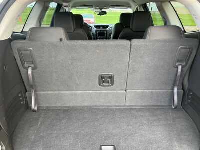 2016 Chevrolet Traverse, $9395. Photo 8