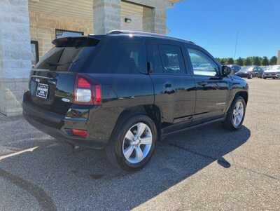 2017 Jeep Compass, $9995. Photo 2