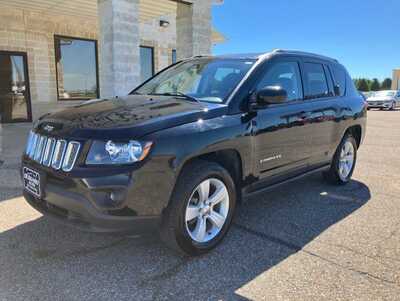2017 Jeep Compass, $9995. Photo 3