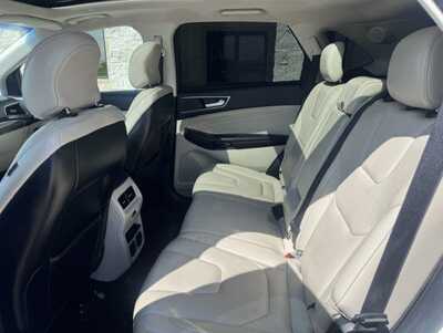 2019 Ford Edge, $14495. Photo 10