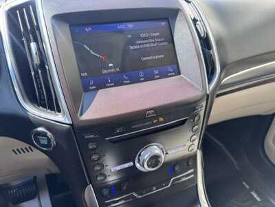 2019 Ford Edge, $14495. Photo 8
