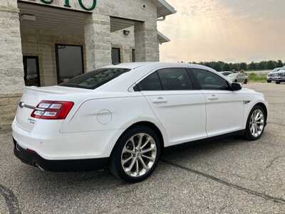 2018 Ford Taurus, $14995. Photo 2