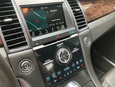 2018 Ford Taurus, $14995. Photo 8