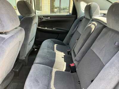 2014 Chevrolet Impala, $8295. Photo 9