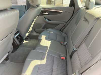 2017 Chevrolet Impala, $11095. Photo 9
