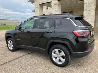 2020 Jeep Compass, $14995. Photo 4