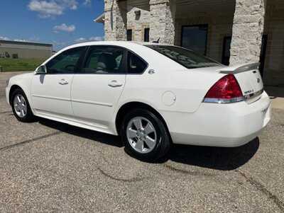 2009 Chevrolet Impala, $4295. Photo 4