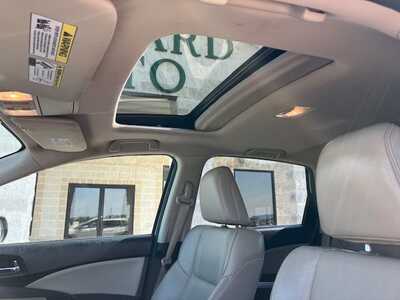 2015 Honda CR-V, $11995. Photo 7