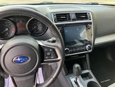 2018 Subaru Outback, $10795. Photo 8