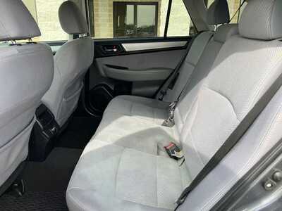 2018 Subaru Outback, $10795. Photo 9